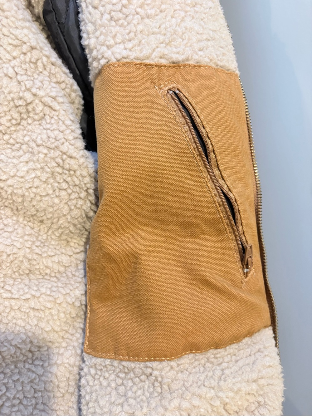 Wrangler Hooded Field Jacket in Camel - Picture 8 of 10